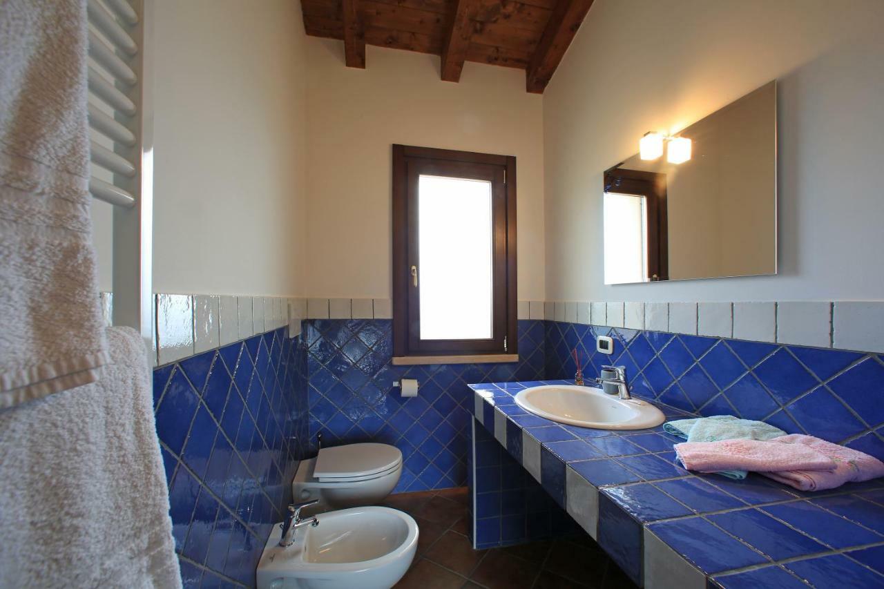 Casale Madeccia Pensionat Sonnino Exteriör bild